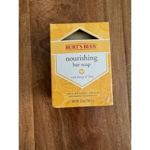Burt's Bees Nourishing Bar Soap with Honey and Shea 5.1oz- NEW